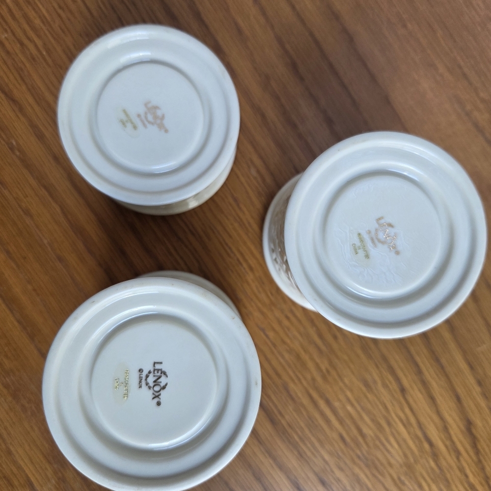 Lenox Gold Trimmed Pierced China Votives (3) - Picture 6 of 9